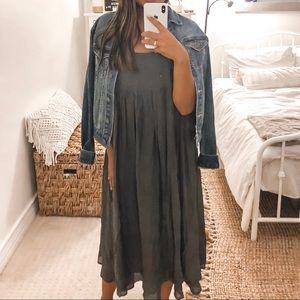 Grade and Gather Size Small Gray Boho Midi Dress